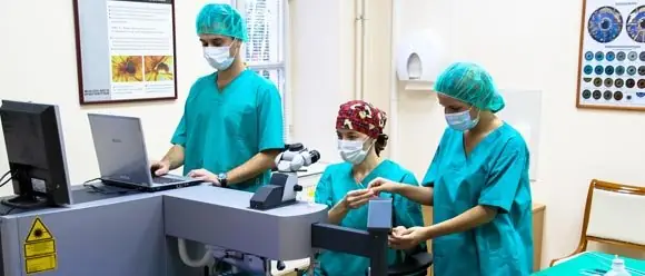 Lasersko skidanje dioptrije