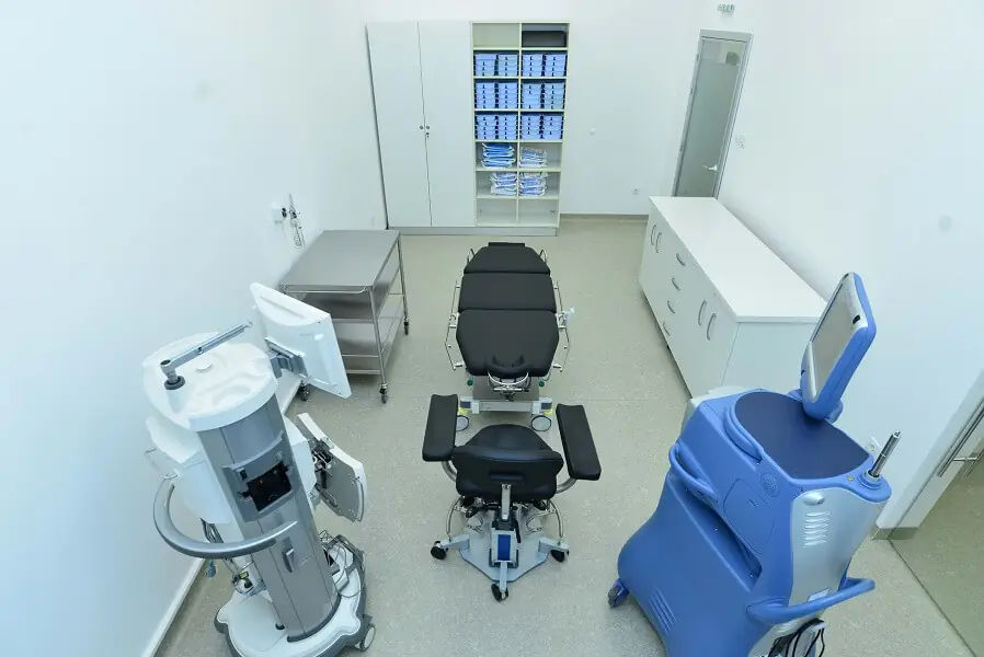 Ambulanta br.1 - pre i radova után