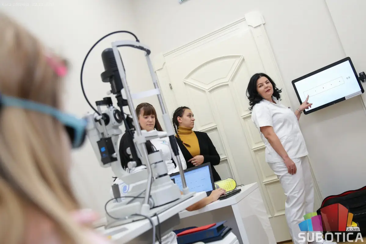 Besplatan očni pregled povodom Svetskog dana deteta