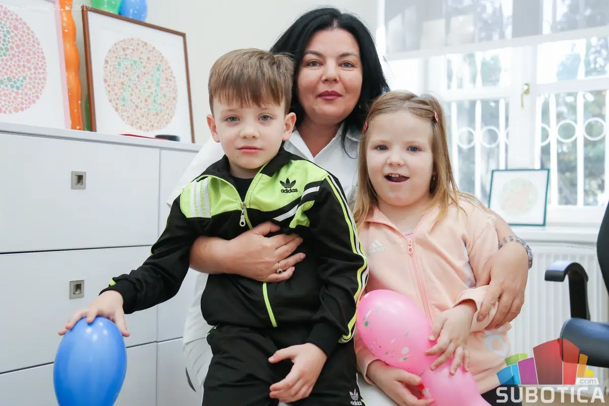 Besplatan očni pregled povodom Svetskog dana deteta