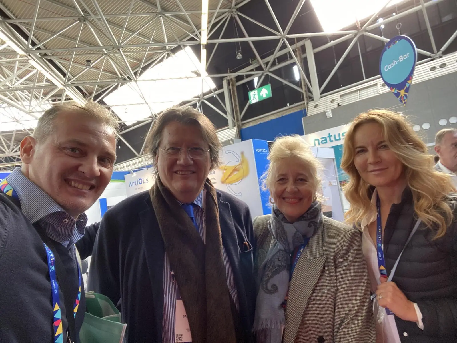 doc. dr Ivan Marjanović i dr Branka Ivošević sa prof. Rafaelom Barraquerom