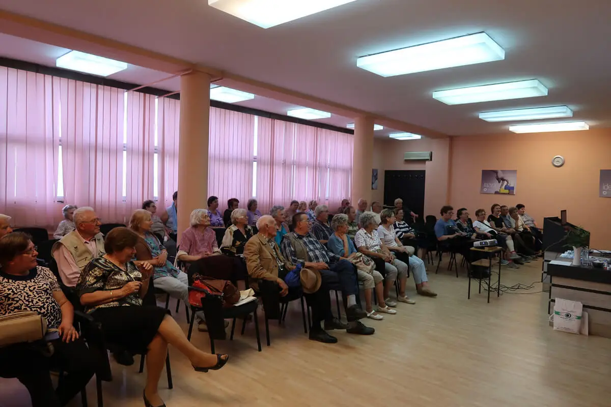 Előadások és szemvizsgálatok a Diabétesz Egyesület tagjai számára