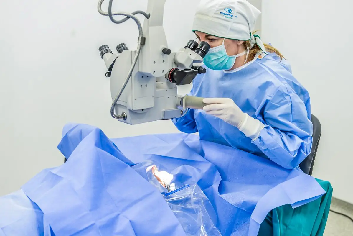 nagy nyári akció - szürkehályog műtét